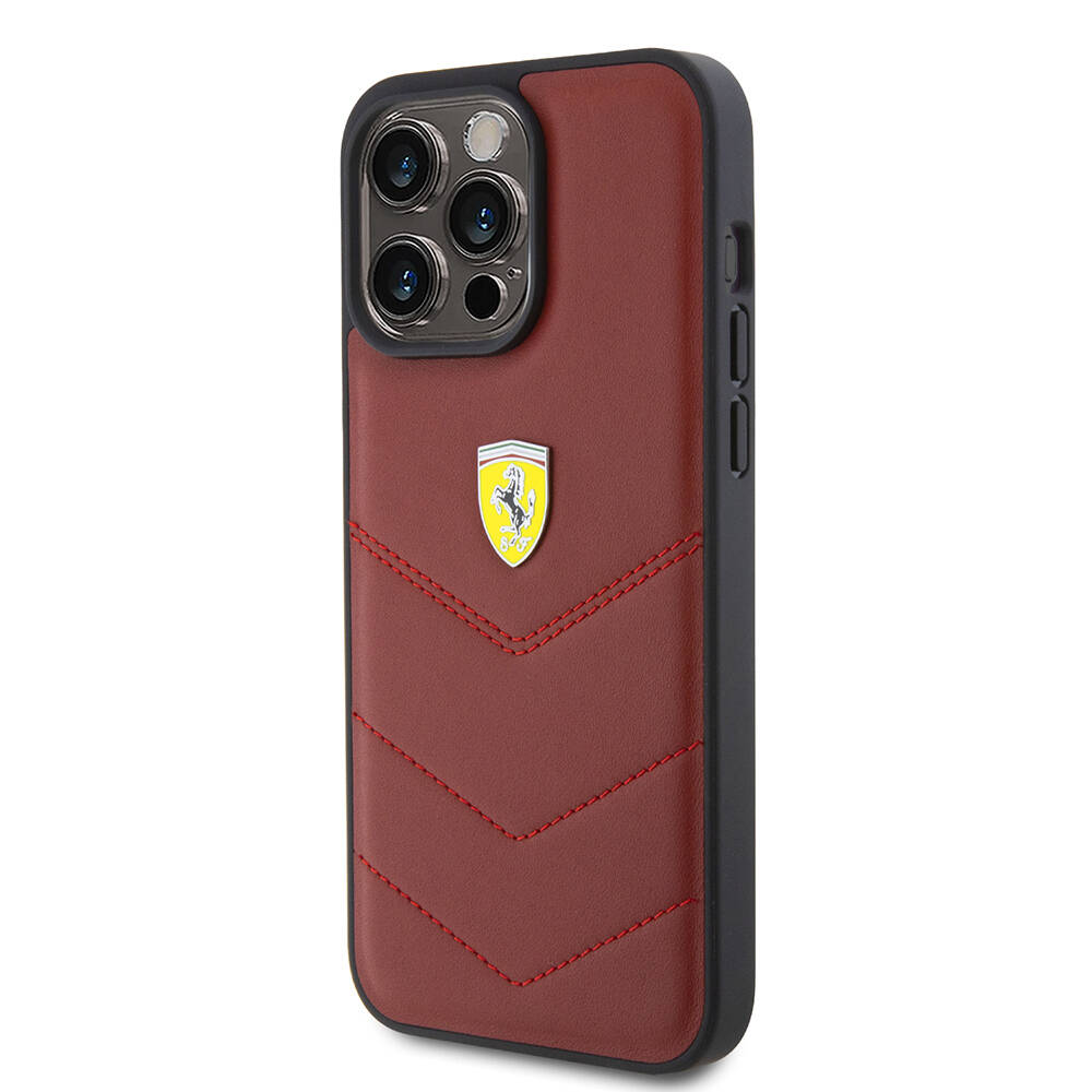 Apple iPhone 15 Pro Max Kılıf Ferrari Orjinal Lisanslı Deri Dikişli Arka Yüzey Metal Logo Tasarımlı Kapak - 3