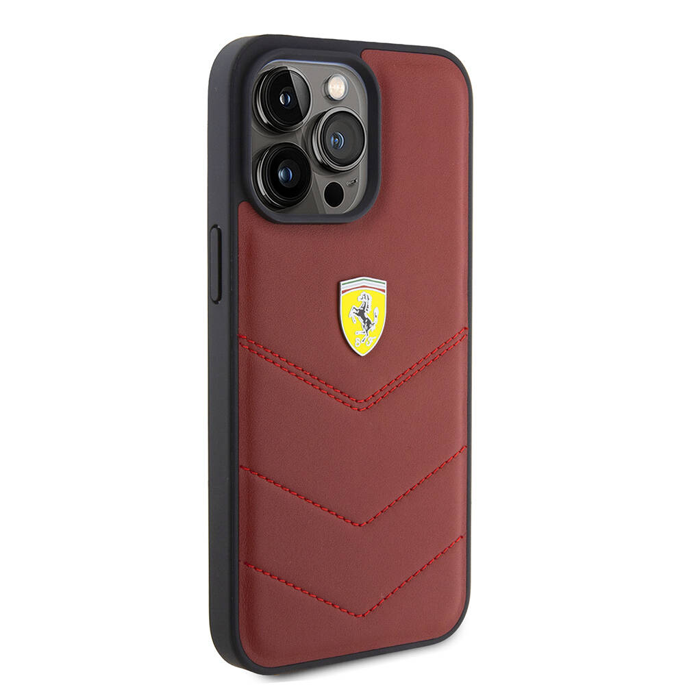 Apple iPhone 15 Pro Max Kılıf Ferrari Orjinal Lisanslı Deri Dikişli Arka Yüzey Metal Logo Tasarımlı Kapak - 5