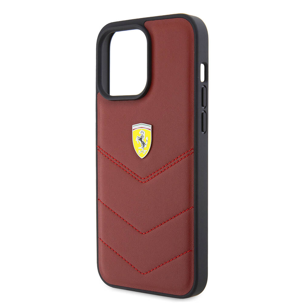Apple iPhone 15 Pro Max Kılıf Ferrari Orjinal Lisanslı Deri Dikişli Arka Yüzey Metal Logo Tasarımlı Kapak - 7