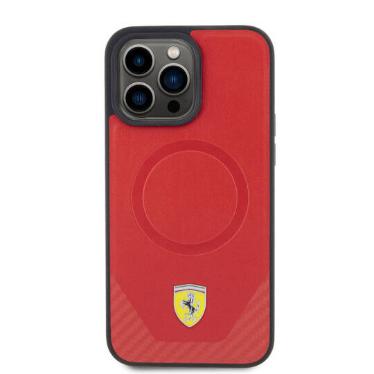 Apple iPhone 15 Pro Max Kılıf Ferrari Orjinal Lisanslı M-safe Şarj Özellikli Metal Logolu PU Karbon Kapak - 4