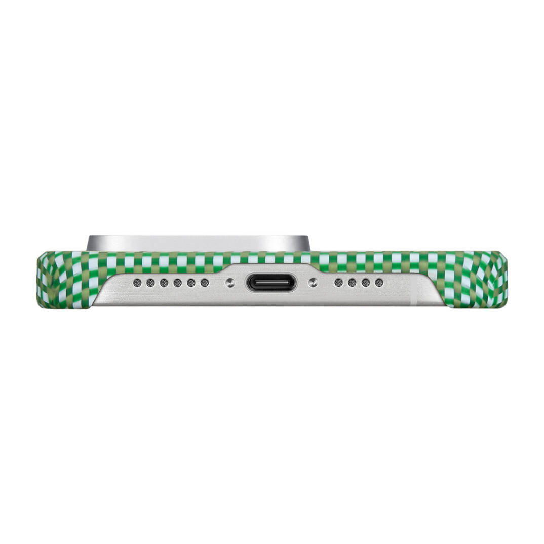 Apple iPhone 15 Pro Max Kılıf M-safe Şarj Özellikli Awa Tasarımlı 1500D Aramid Karbon Fiber Pitaka Ultra-Slim Classic Serisi Forest Kapak - 5