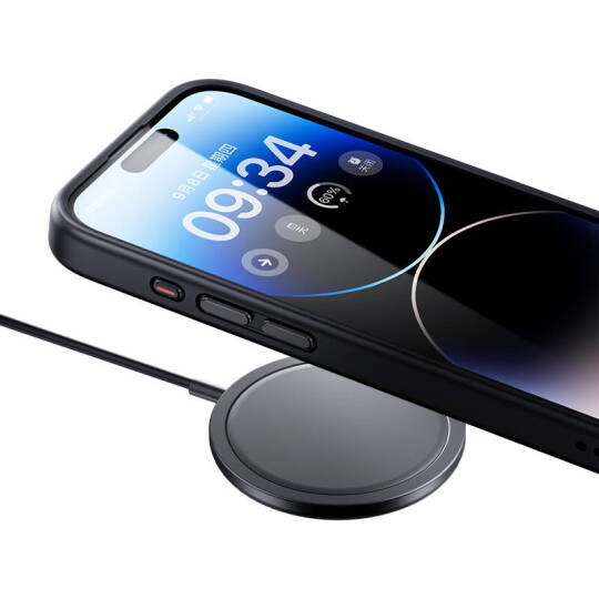 Apple iPhone 15 Pro Max Kılıf M-safe Şarj Özellikli Benks Mist Protective Kapak - 3
