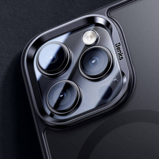 Apple iPhone 15 Pro Max Kılıf M-safe Şarj Özellikli Benks Mist Protective Kapak - 10