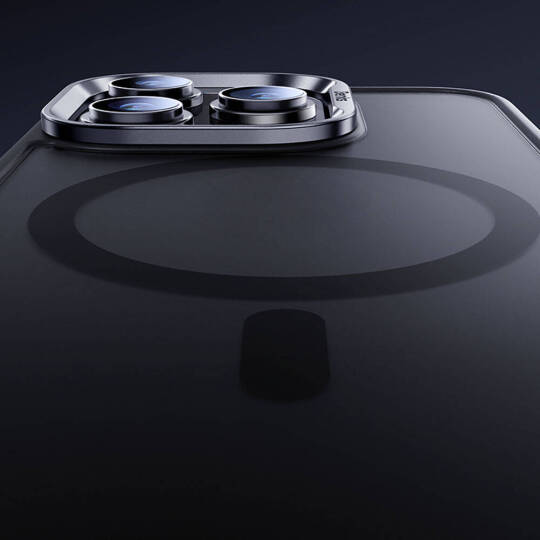 Apple iPhone 15 Pro Max Kılıf M-safe Şarj Özellikli Benks Mist Protective Kapak - 13