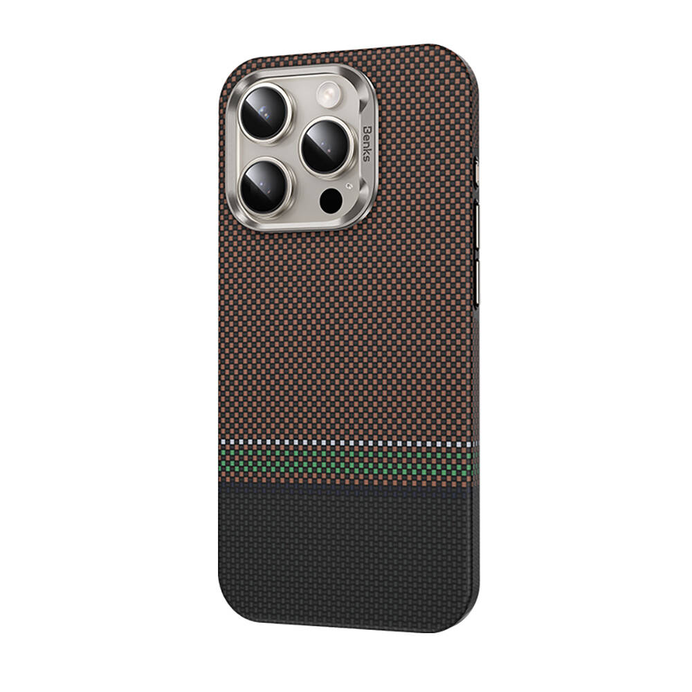 Apple iPhone 15 Pro Max Kılıf M-safe Şarj Özellikli Karbon Fiber Tasarımlı Benks Prestige ArmorPro Kevlar Kapak - 4