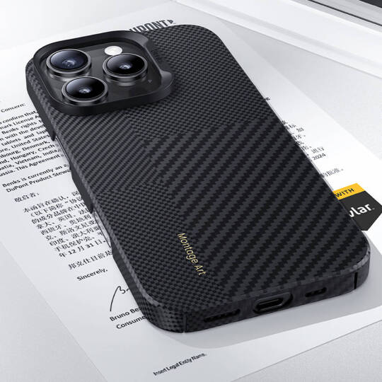 Apple iPhone 16 Plus Kılıf M-safe Şarj Özellikli Karbon Fiber Benks Montage ArmorAir Kevlar Kapak - 10