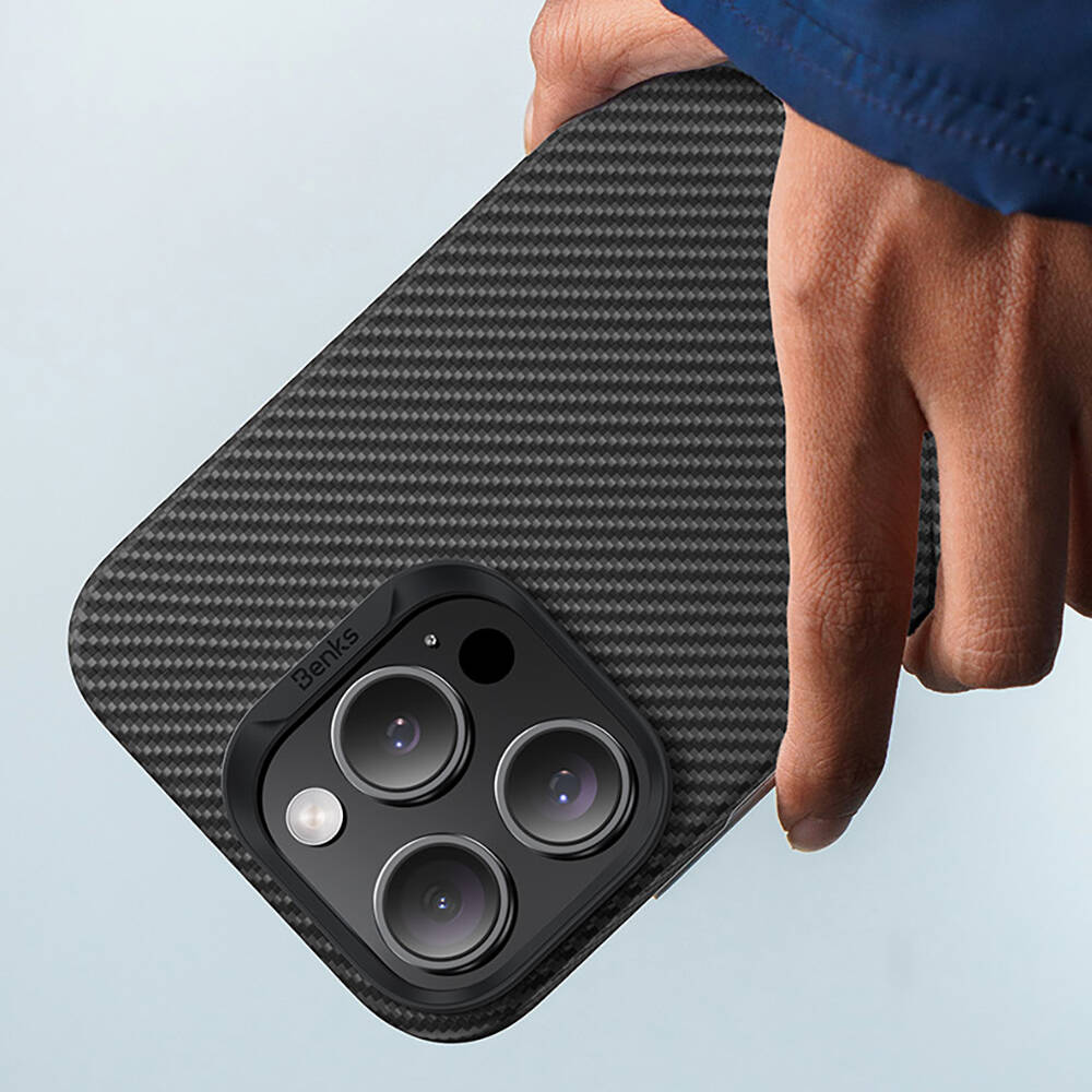 Apple iPhone 16 Pro Kılıf Benks M-safe Şarj Özellikli Metal Kamera Çerçeveli Magnetik ArmorAir 600D Kevlar Karbon Fiber Kapak - 12