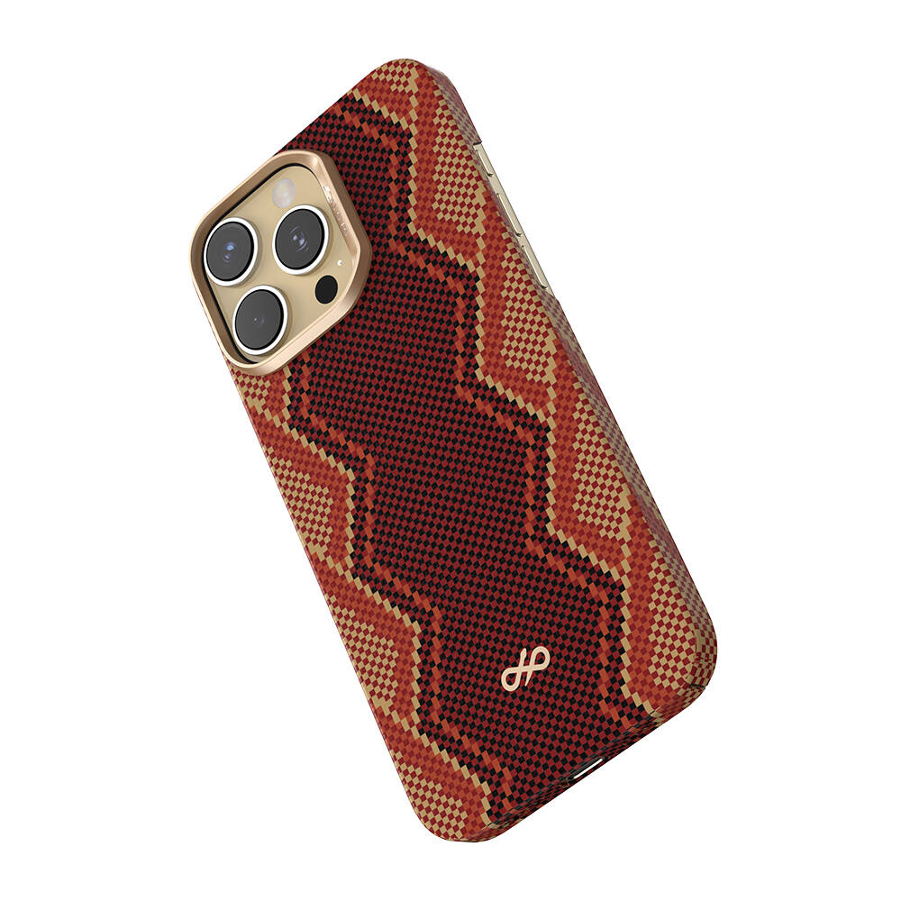 Apple iPhone 16 Pro Kılıf M-safe Şarj Özellikli Raptic Aramid Skin Bionic Serisi Karbon Kapak - 3