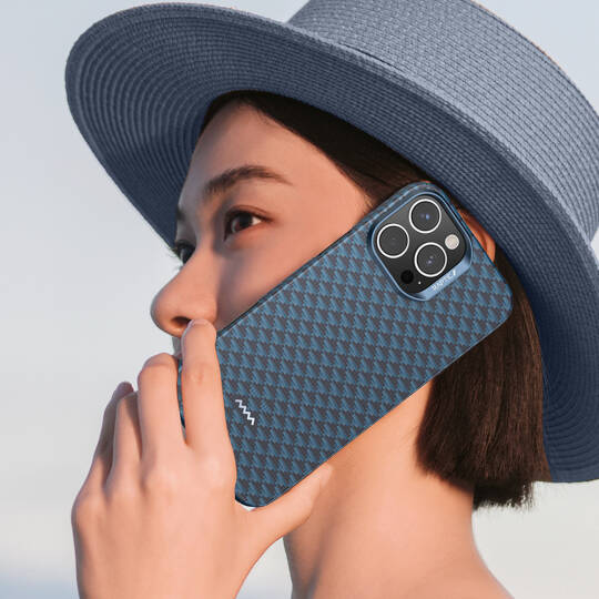Apple iPhone 16 Pro Kılıf M-safe Şarj Özellikli Raptic Aramid Skin Origin Serisi Karbon Kapak - 20