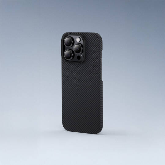 Apple iPhone 16 Pro Max Kılıf Benks M-safe Şarj Özellikli Metal Kamera Çerçeveli Magnetik ArmorAir 600D Kevlar Karbon Fiber Kapak - 8