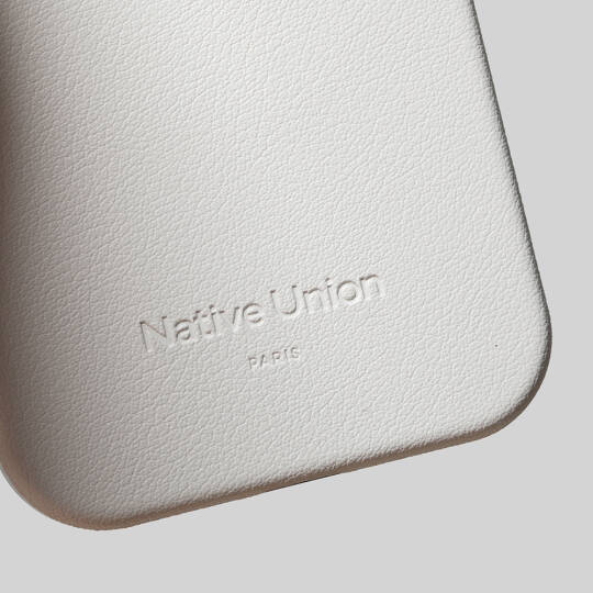 Apple iPhone 16 Pro Max Kılıf M-safe Şarj Özellikli Deri Görünümlü Native Union 2024 Active Serisi Kapak - 14