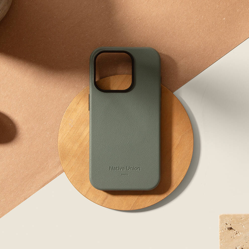 Apple iPhone 16 Pro Max Kılıf M-safe Şarj Özellikli Deri Görünümlü Native Union 2024 Active Serisi Kapak - 16