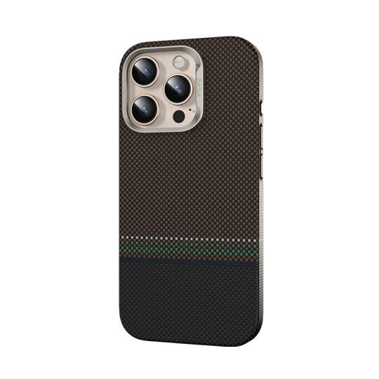 Apple iPhone 16 Pro Max Kılıf M-safe Şarj Özellikli Karbon Fiber Tasarımlı Benks Prestige ArmorPro Kevlar Kapak - 3
