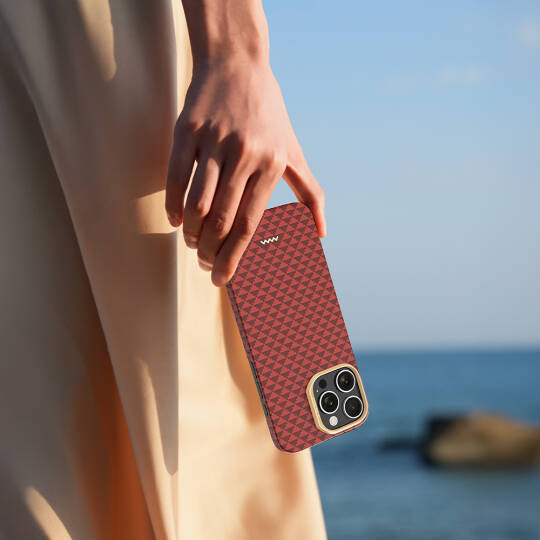 Apple iPhone 16 Pro Max Kılıf M-safe Şarj Özellikli Raptic Aramid Skin Origin Serisi Karbon Kapak - 12