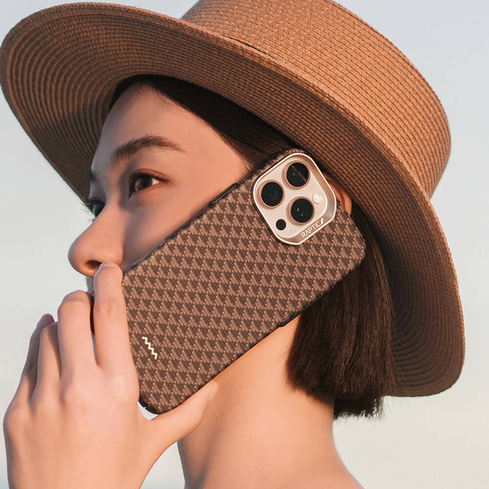Apple iPhone 16 Pro Max Kılıf M-safe Şarj Özellikli Raptic Aramid Skin Origin Serisi Karbon Kapak - 16