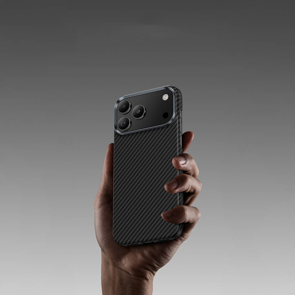 Apple iPhone 17 Kılıf Benks M-safe Şarj Özellikli Metal Kamera Çerçeveli Magnetik ArmorAir 600D Kevlar Karbon Fiber Kapak - 4