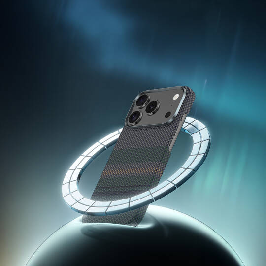 Apple iPhone 17 Kılıf M-safe Şarj Özellikli Karbon Fiber Tasarımlı Benks Aurora ArmorAir Kevlar Kapak - 5