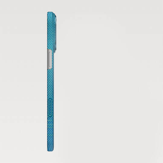 Apple iPhone 17 Pro Kılıf M-safe Şarj Özellikli Aramid Karbon Fiber Pitaka Glints of Gold Ultra Slim Serisi Kapak - 21