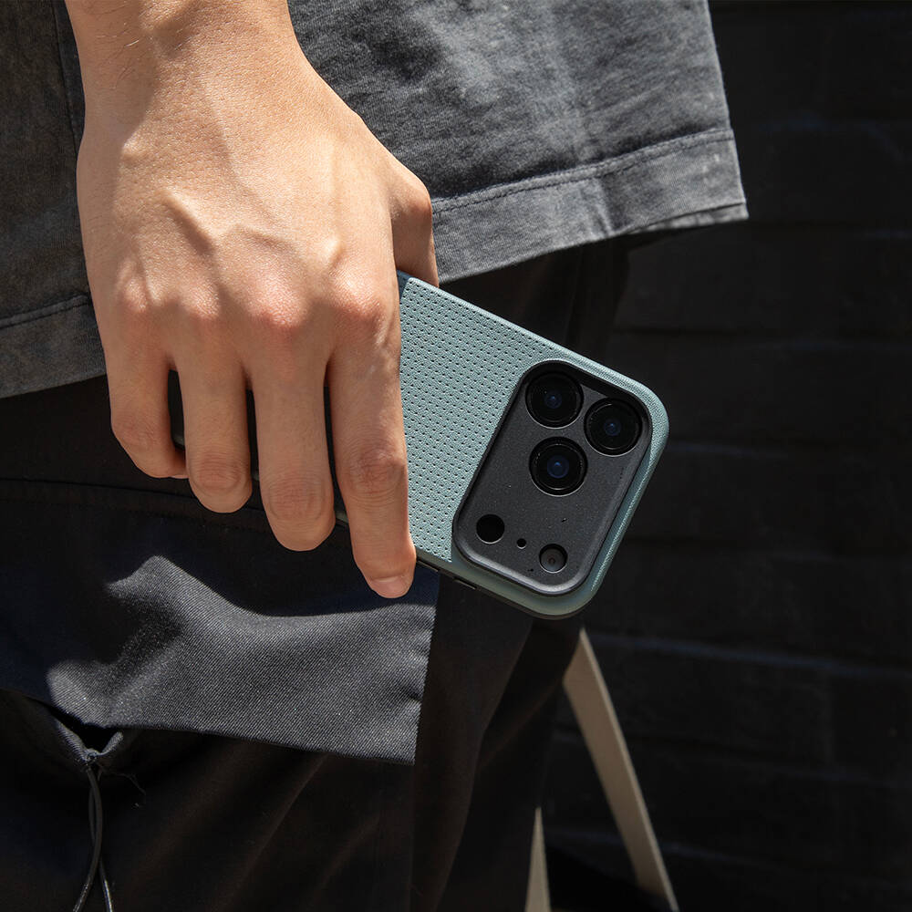 Apple iPhone 17 Pro Kılıf M-safe Şarj Özellikli Deri Dokulu Native Union 2025 Active Serisi Kapak - 28
