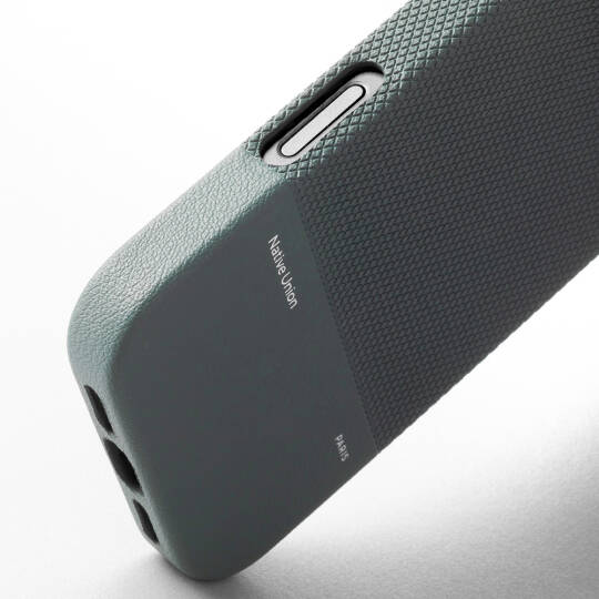 Apple iPhone 17 Pro Kılıf M-safe Şarj Özellikli Deri Dokulu Native Union RE Classic Serisi Kapak - 27