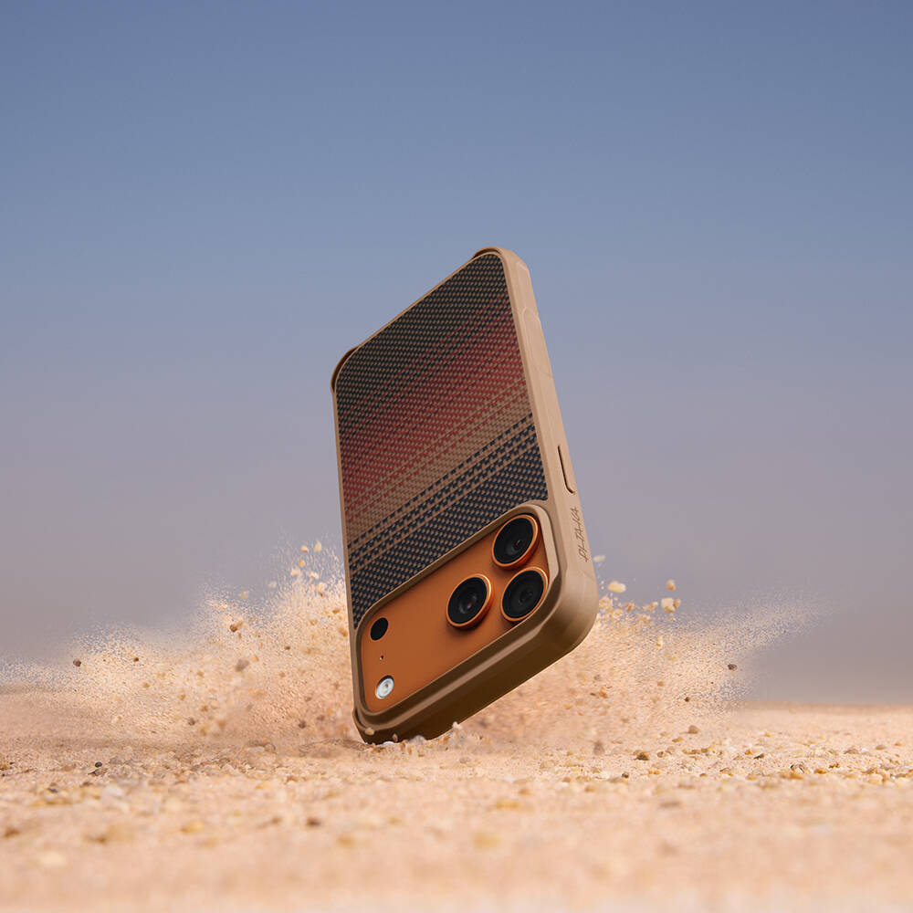 Apple iPhone 17 Pro Kılıf M-safe Şarj Özellikli Pitaka Tactile Woven Sunset-Moonrise Aramid Pro Guard Serisi Karbon Kapak - 14