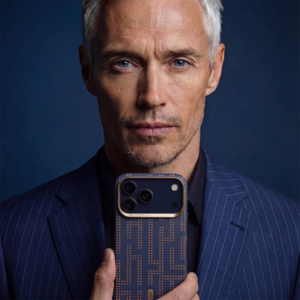 Apple iPhone 17 Pro Kılıf M-safe Şarj Özellikli Raptic Aramid Skin Serisi Karbon Kapak - 28