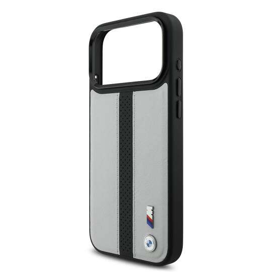 Apple iPhone 17 Pro Max Kılıf BMW Orjinal Lisanslı M-safe Şarj Özellikli Deri Arka Yüzey Metal Logolu Delikli Şerit Tasarımlı Kapak - 9