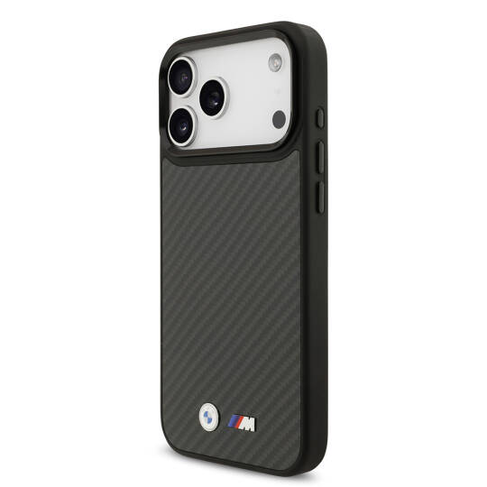 Apple iPhone 17 Pro Max Kılıf BMW Orjinal Lisanslı M-safe Şarj Özellikli Karbon Fiber Metal Logolu Kapak - 3