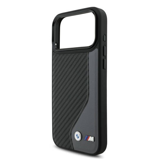 Apple iPhone 17 Pro Max Kılıf BMW Orjinal Lisanslı M-safe Şarj Özellikli Metal BMW ve M Logolu PU Karbon Tasarımlı Kapak - 8