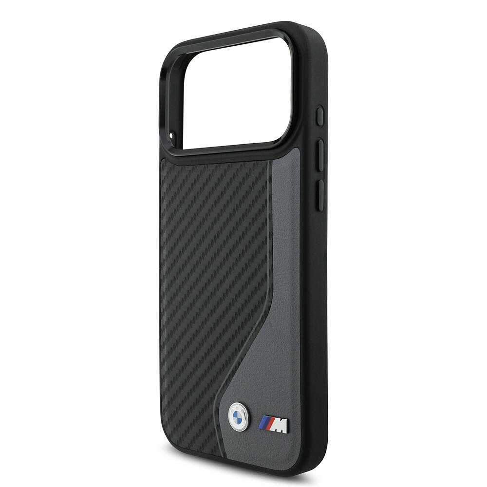Apple iPhone 17 Pro Max Kılıf BMW Orjinal Lisanslı M-safe Şarj Özellikli Metal BMW ve M Logolu PU Karbon Tasarımlı Kapak - 8