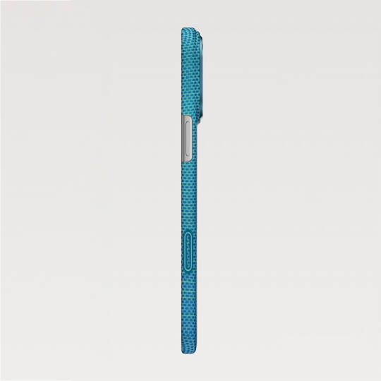 Apple iPhone 17 Pro Max Kılıf M-safe Şarj Özellikli Aramid Karbon Fiber Pitaka Glints of Gold Ultra Slim Serisi Kapak - 11