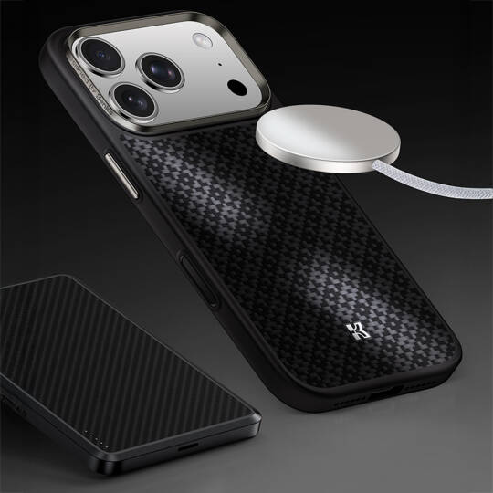 Apple iPhone 17 Pro Max Kılıf M-Safe Şarj Özellikli Benks ArmorPro ArmorGrid Serisi Kevlar Karbon Kapak - 24