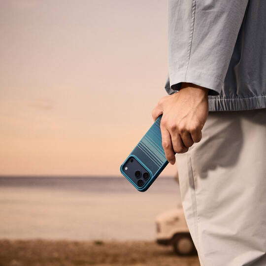 Apple iPhone 17 Pro Max Kılıf M-safe Şarj Özellikli Pitaka Tactile Woven Sunset-Moonrise Aramid Pro Guard Serisi Karbon Kapak - 18