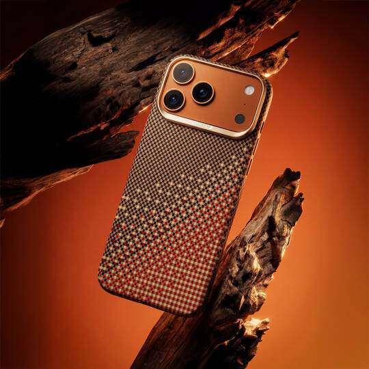 Apple iPhone 17 Pro Max Kılıf M-safe Şarj Özellikli Raptic Aramid Skin Serenity Serisi Karbon Kapak - 16