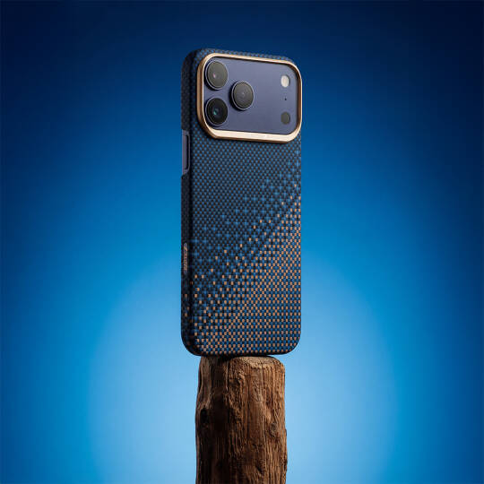 Apple iPhone 17 Pro Max Kılıf M-safe Şarj Özellikli Raptic Aramid Skin Serenity Serisi Karbon Kapak - 3