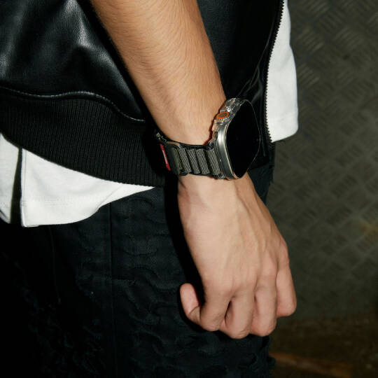 Apple Watch Ultra 49mm SkinArma Kobu Hasır Kordon - 14
