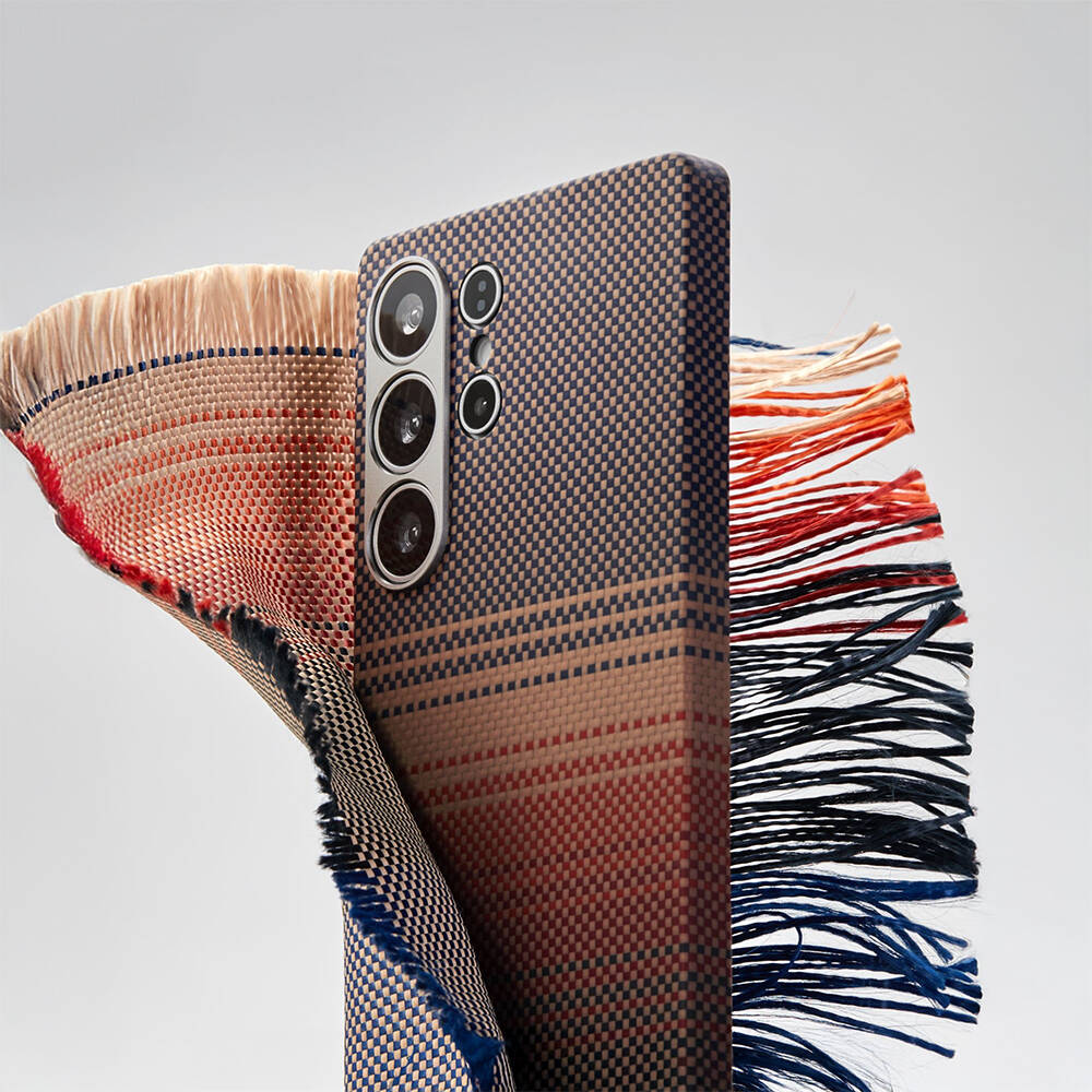 Galaxy S25 Ultra Kılıf M-safe Şarj Özellikli Aramid Karbon Fiber Pitaka Tactile Woven Sunset-Moonrise Serisi Kapak - 22