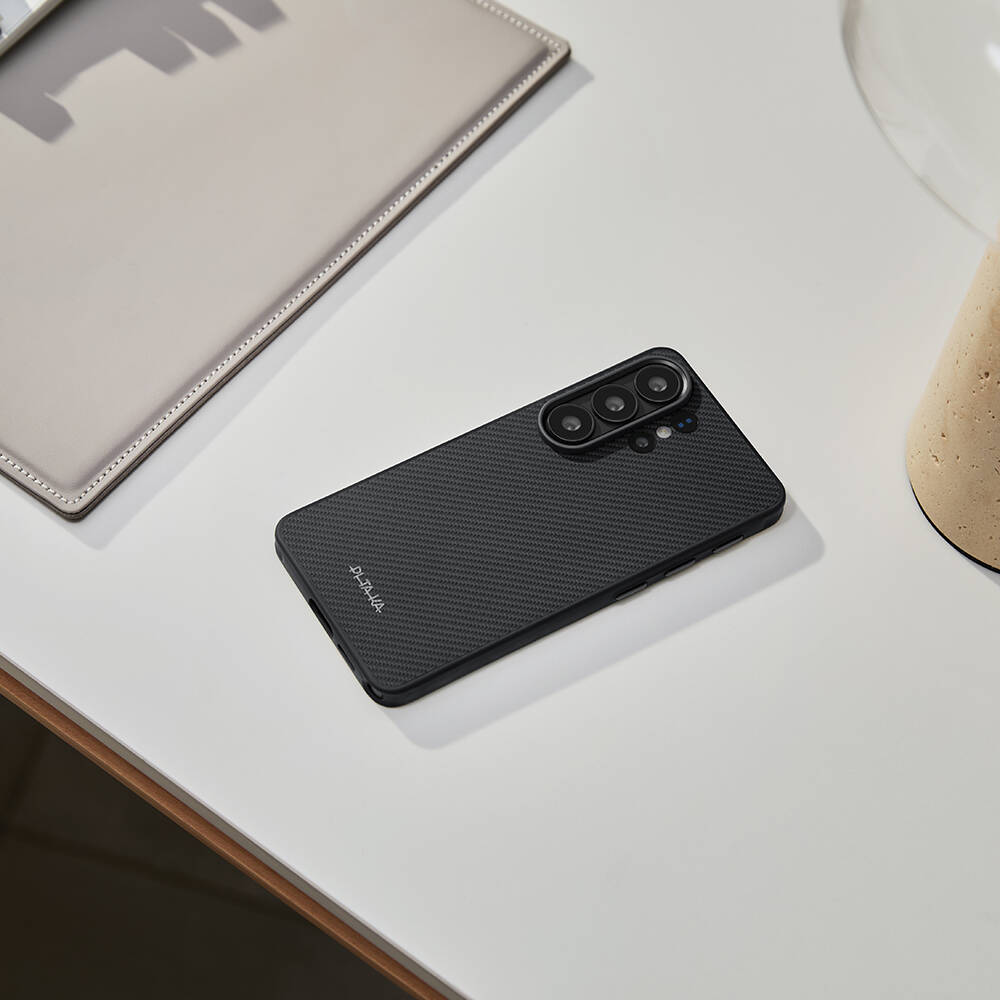 Galaxy S26 Ultra Kılıf M-safe Şarj Özellikli 600D Aramid Karbon Fiber Pitaka Cairn Serisi Black-Grey Twill Kapak - 9
