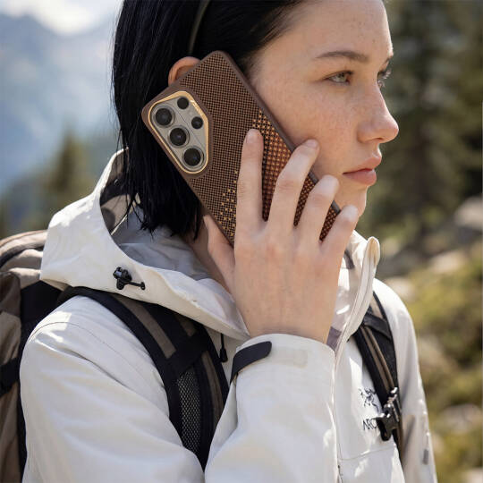 Galaxy S26 Ultra Kılıf M-safe Şarj Özellikli Raptic Aramid Skin Dual Serisi Karbon Kapak - 7