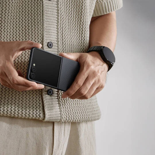 Galaxy Z Flip 7 Kılıf M-safe Şarj Özellikli 600D Aramid Karbon Fiber Pitaka Ultra-Slim Classic Serisi Black-Grey Twill Kapak - 9