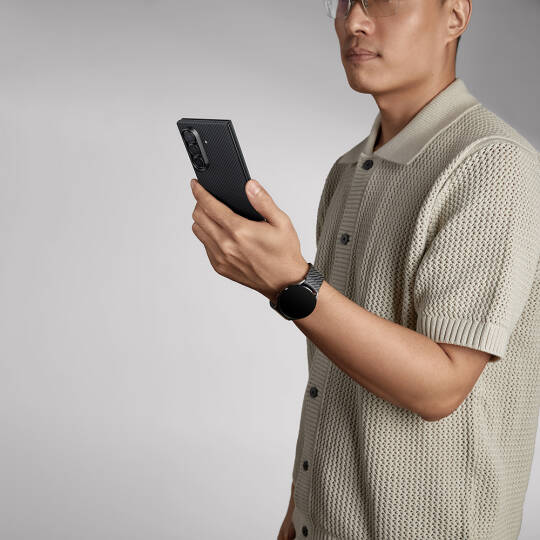Galaxy Z Fold 7 Kılıf M-safe Şarj Özellikli 600D Aramid Karbon Fiber Pitaka Ultra-Slim Classic Serisi Black-Grey Twill Kapak - 11