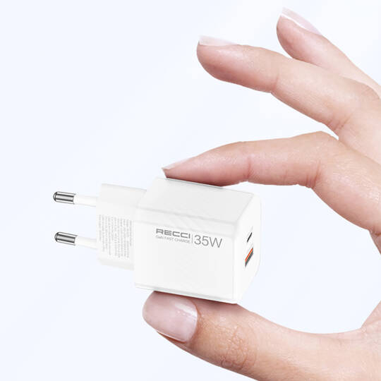 Recci RC83E Type-C PD & USB-A GaN Teknolojili QC3.0 Hızlı Şarj Başlığı 35W - 9