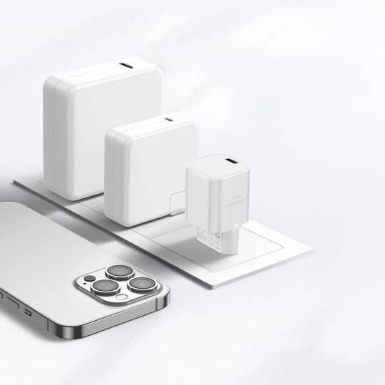 Wiwu Wi-G015 Cube Serisi GaN Tech PD Hızlı Şarj Özellikli Mini Şarj Başlığı 33W - 5